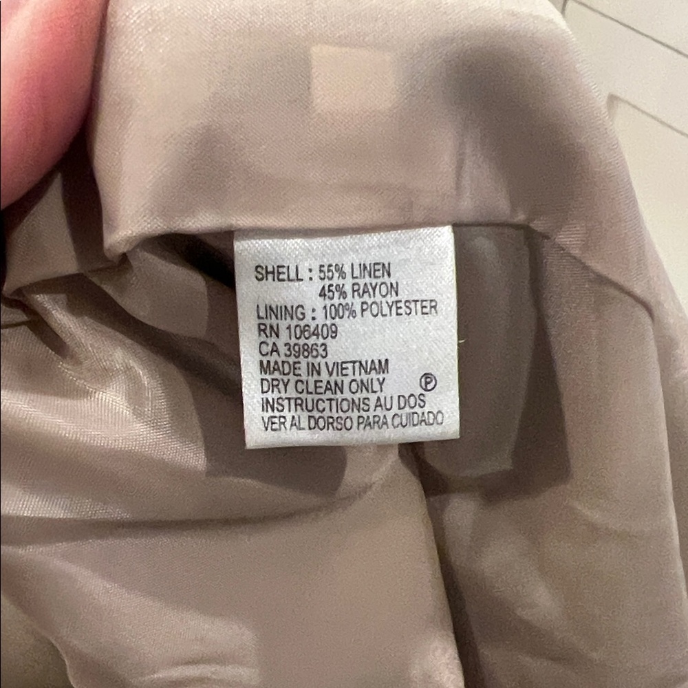 Tahari Beige  55% linen Blazer Jacket, 8 - Picture 6 of 7